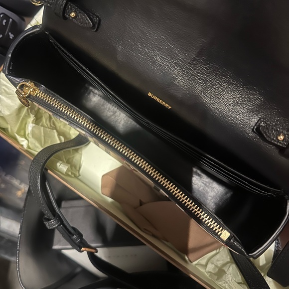 Burberry Cross body purse - Picture 13 of 15